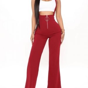 Wear a jumpsuit in burgundy and everyone will admire your presence 1