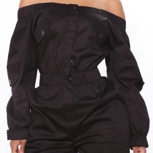Super stylish black colour jumpsuit 3