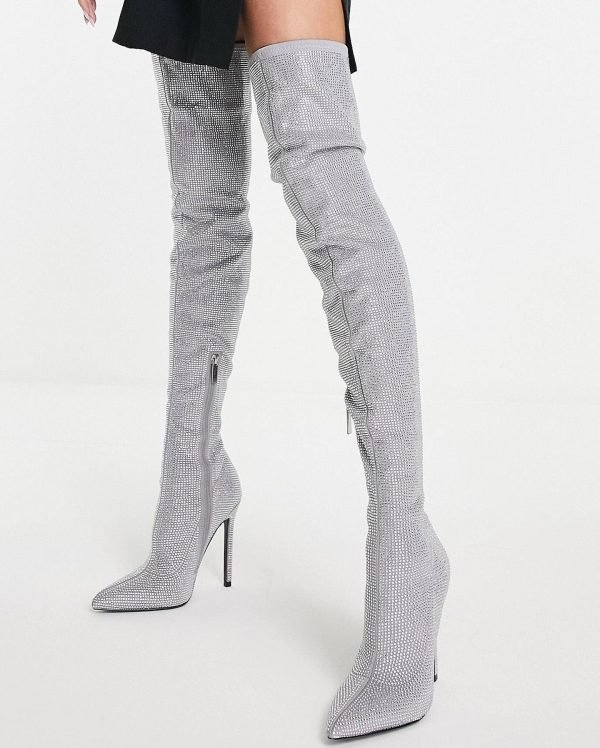 Love at first scroll knee boots in silver 1