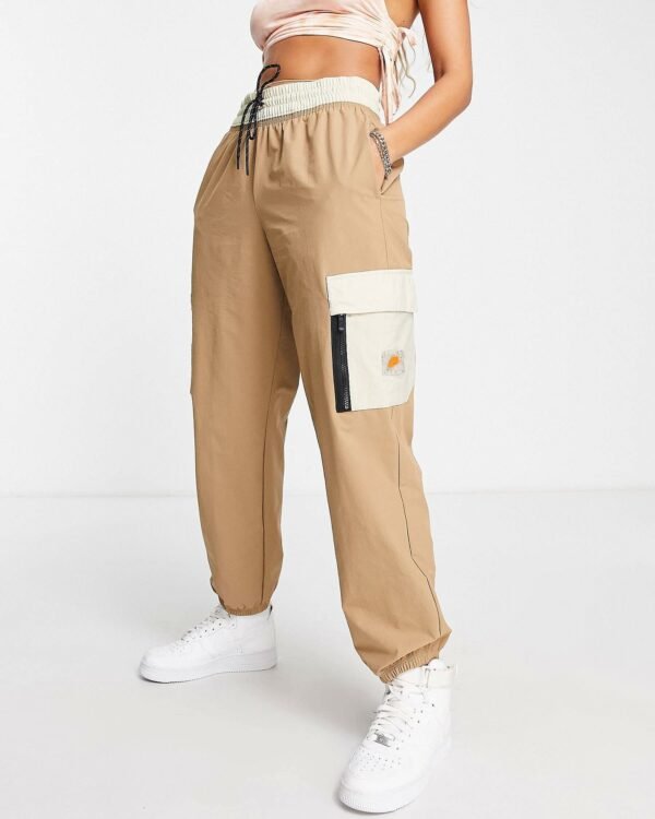Drawstring waistband relaxed tapered fit pants 3